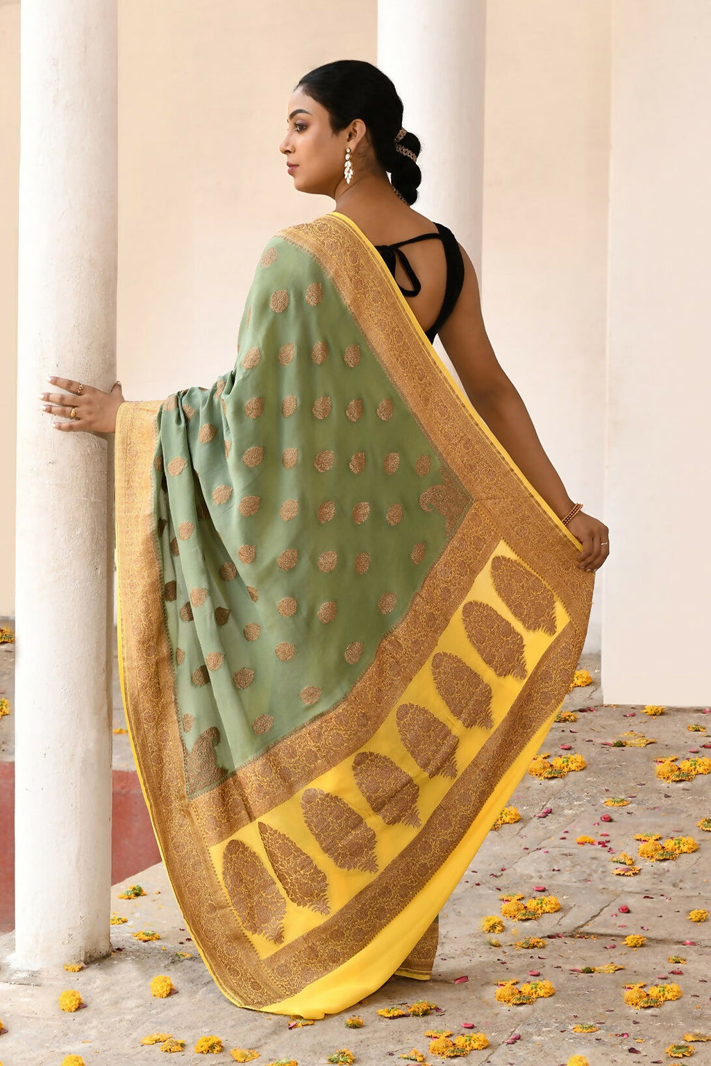 Grass Green Crepe Chiffon Handloom Banarasi Silk Saree