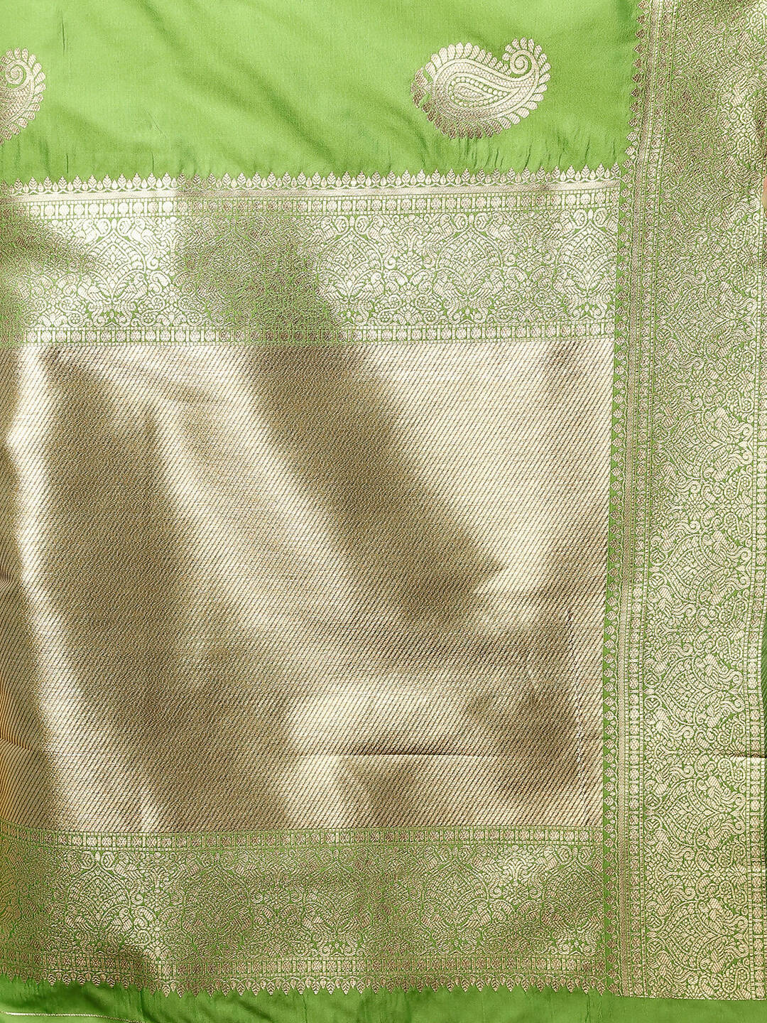 Parotgreen Soft Silk Saree with Gold Zari Woven Pattern