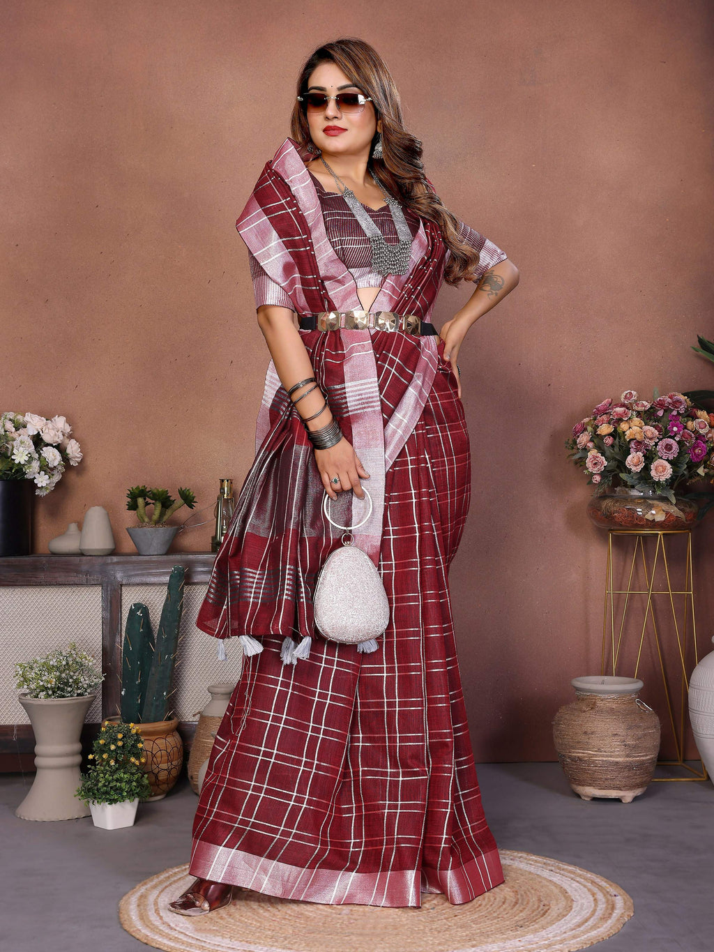 Red Linen Weaving Saree with Traditional Ethnic Drape