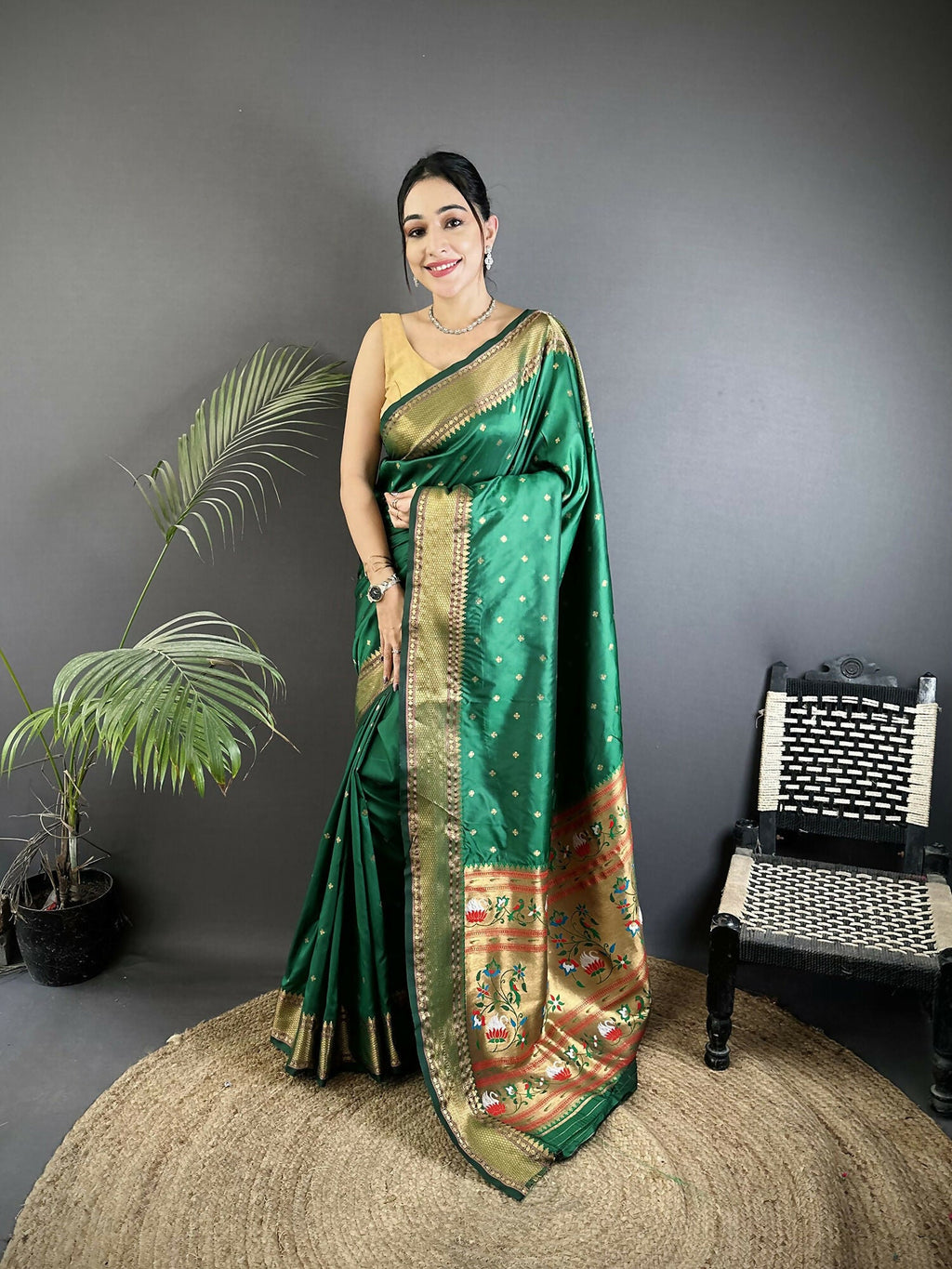 Green butti woven soft lichi silk Paithani saree