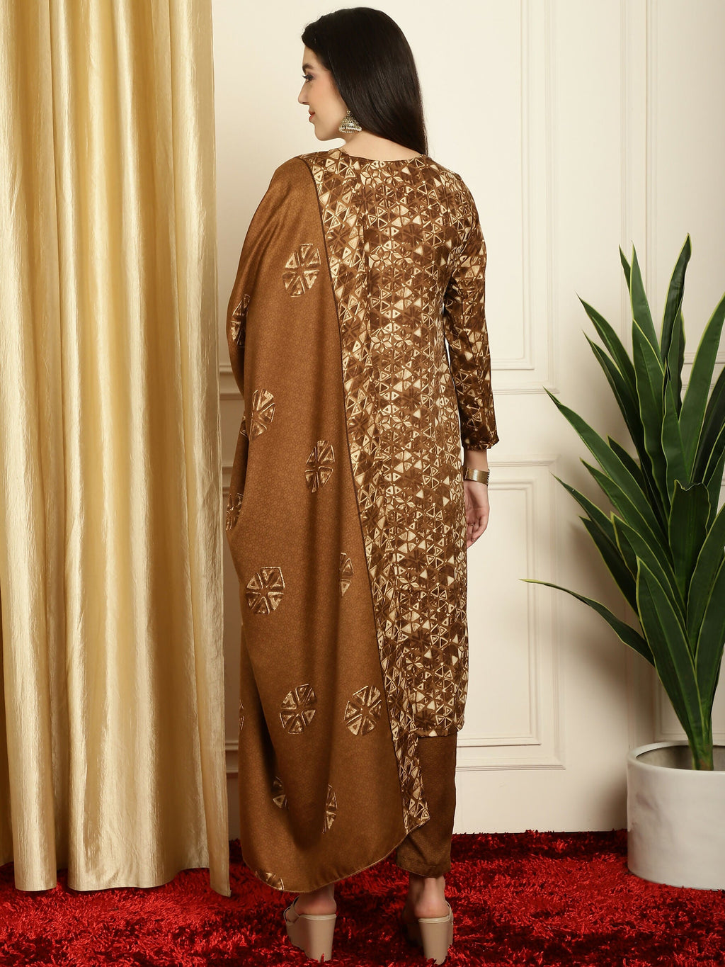 Women's Brown Pashmina Floral Digital Printed Straight Kurta Set