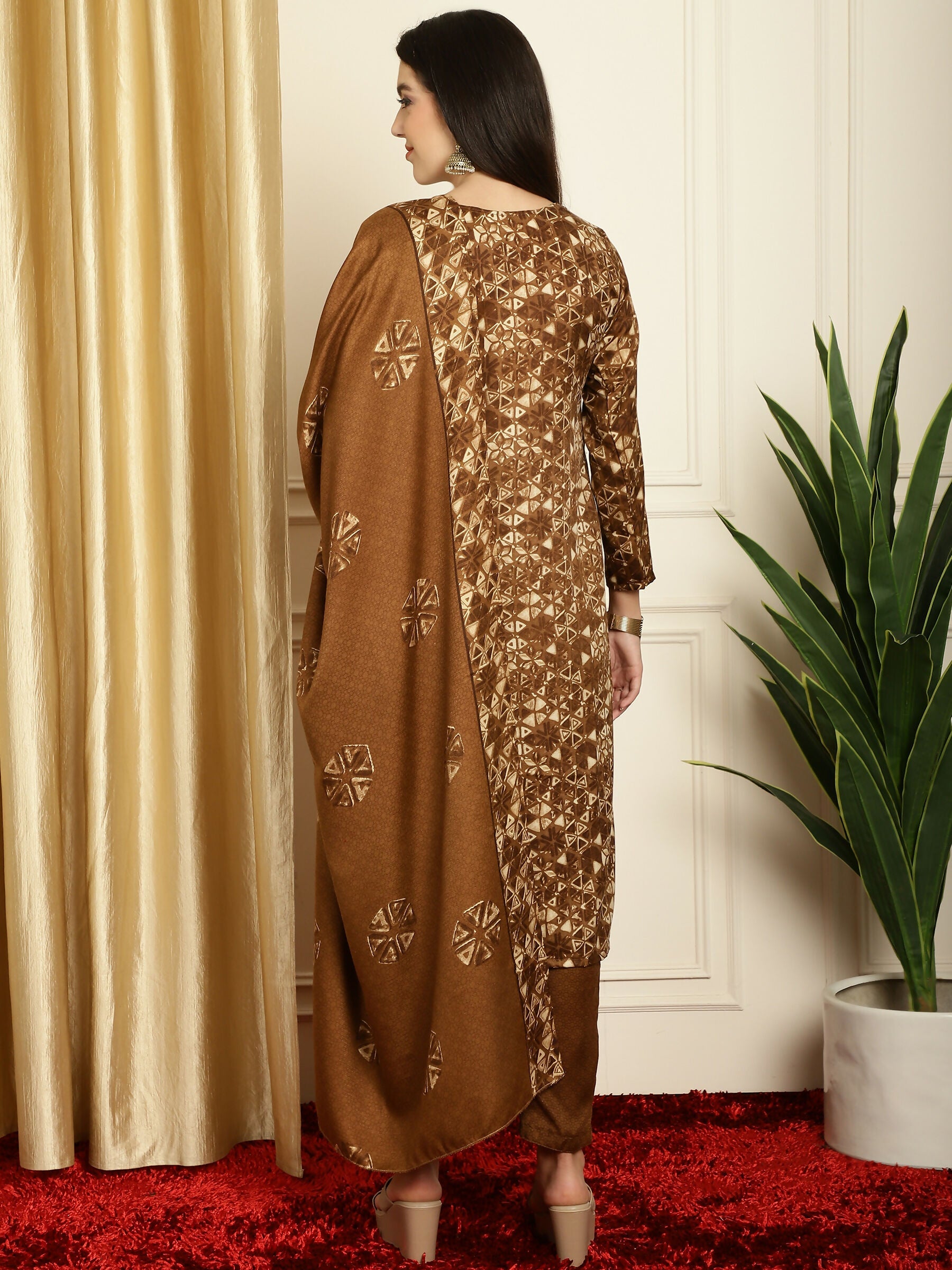 Women's Brown Pashmina Floral Digital Printed Straight Kurta Set