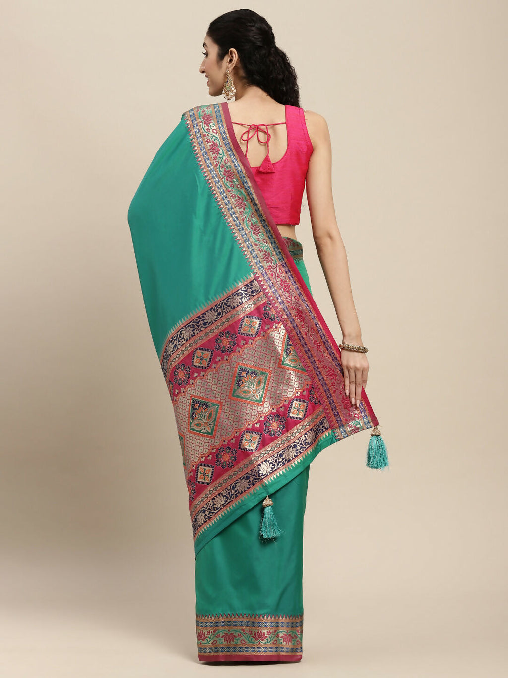 Rama Silk Blend Saree with Geometric Pattern for Ethnic Wear