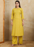 Yellow printed cotton blend kurta and matching pant set for women