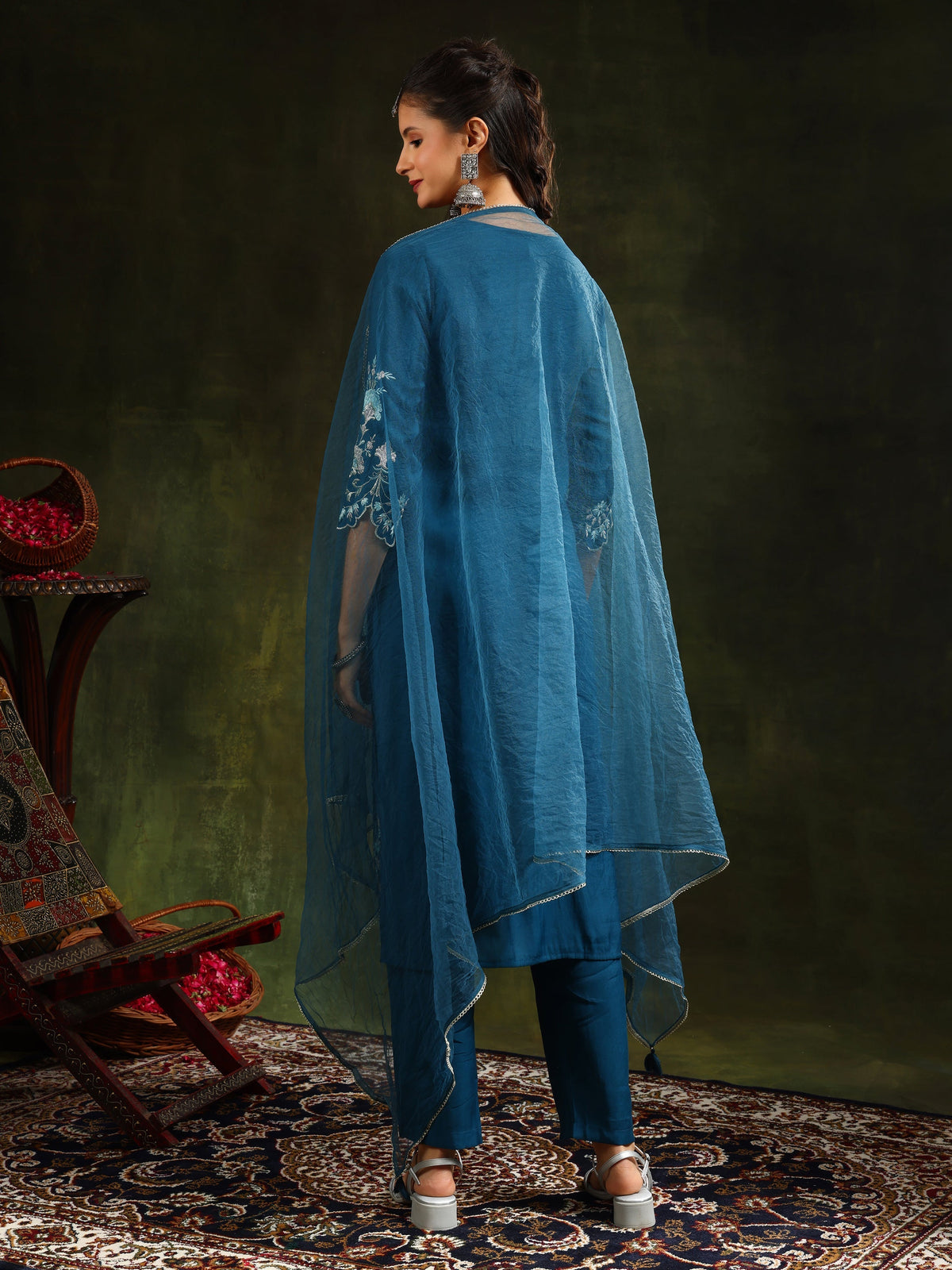 Embroidered Chanderi Kurta Set with Lace Taping Net Dupatta
