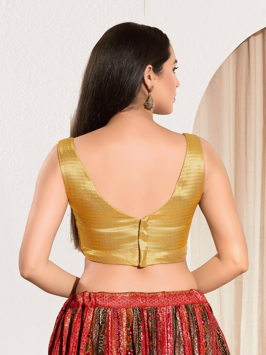 Yellow Gold Mulberry Silk Sleeveless Blouse - Sweetheart Neck