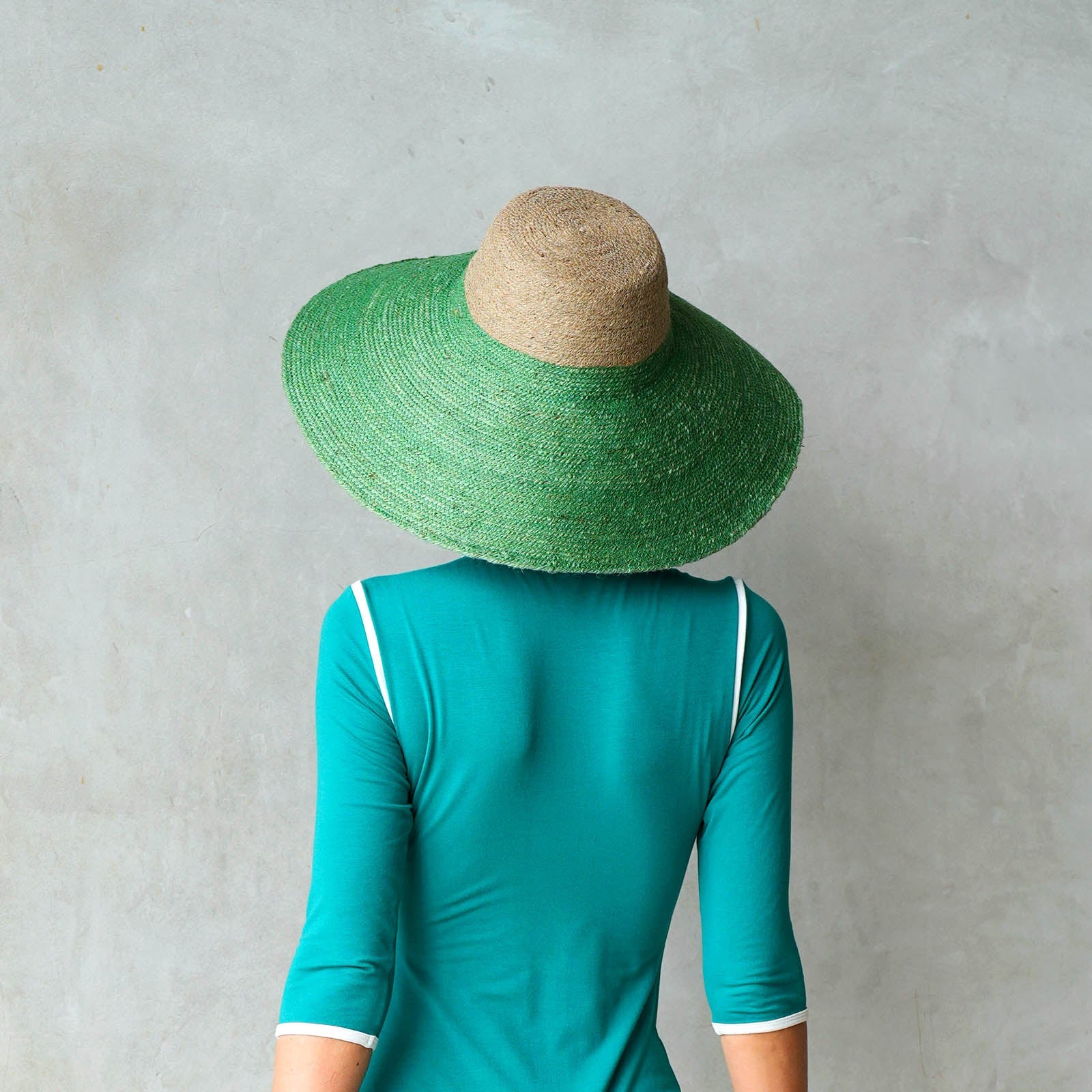 RIRI Duo Jute Handwoven Straw Hat In Natural & Kelly Green