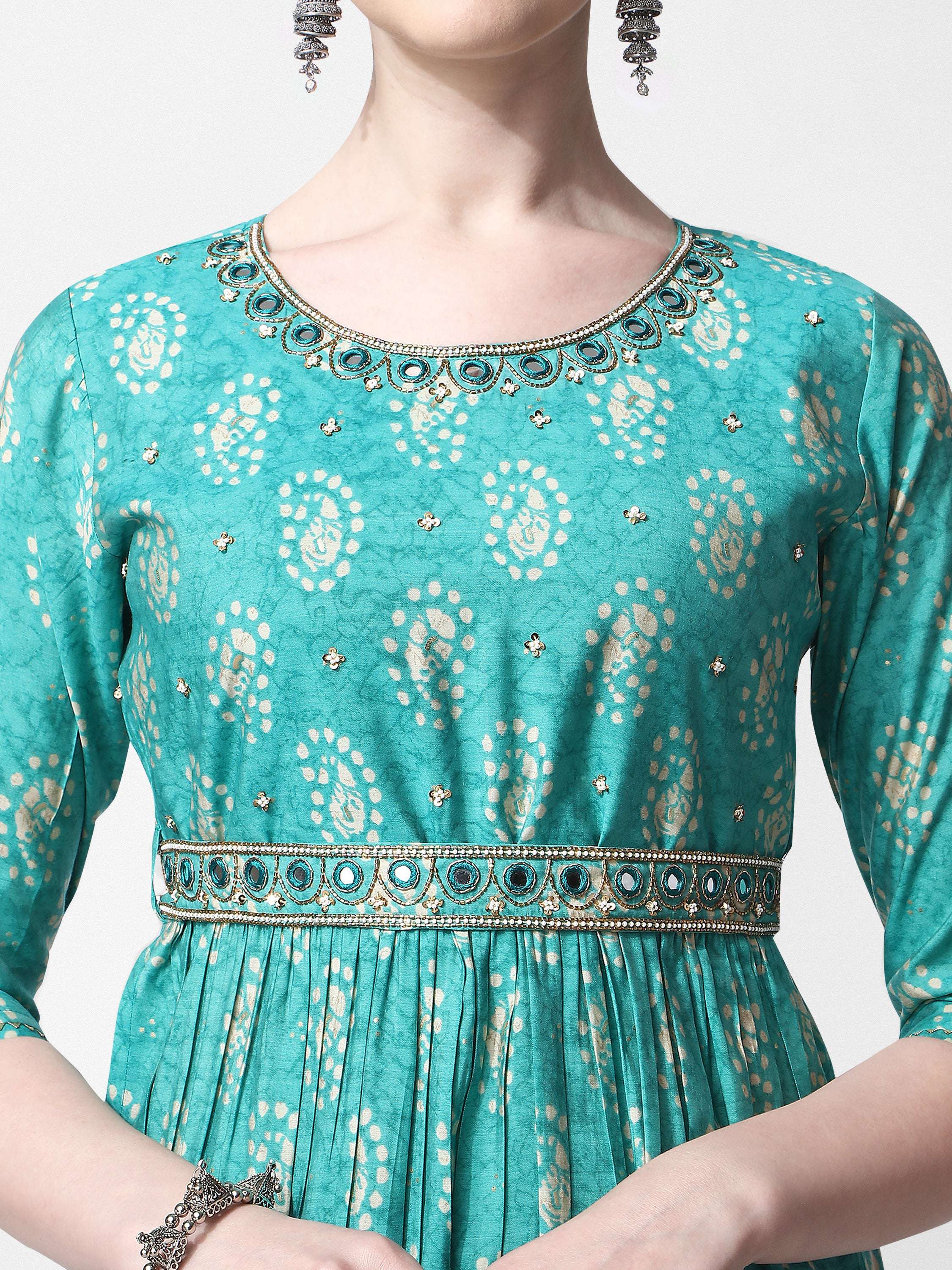 Nayra Cut Embroidered Kurta Set with Pant, Dupatta & Belt
