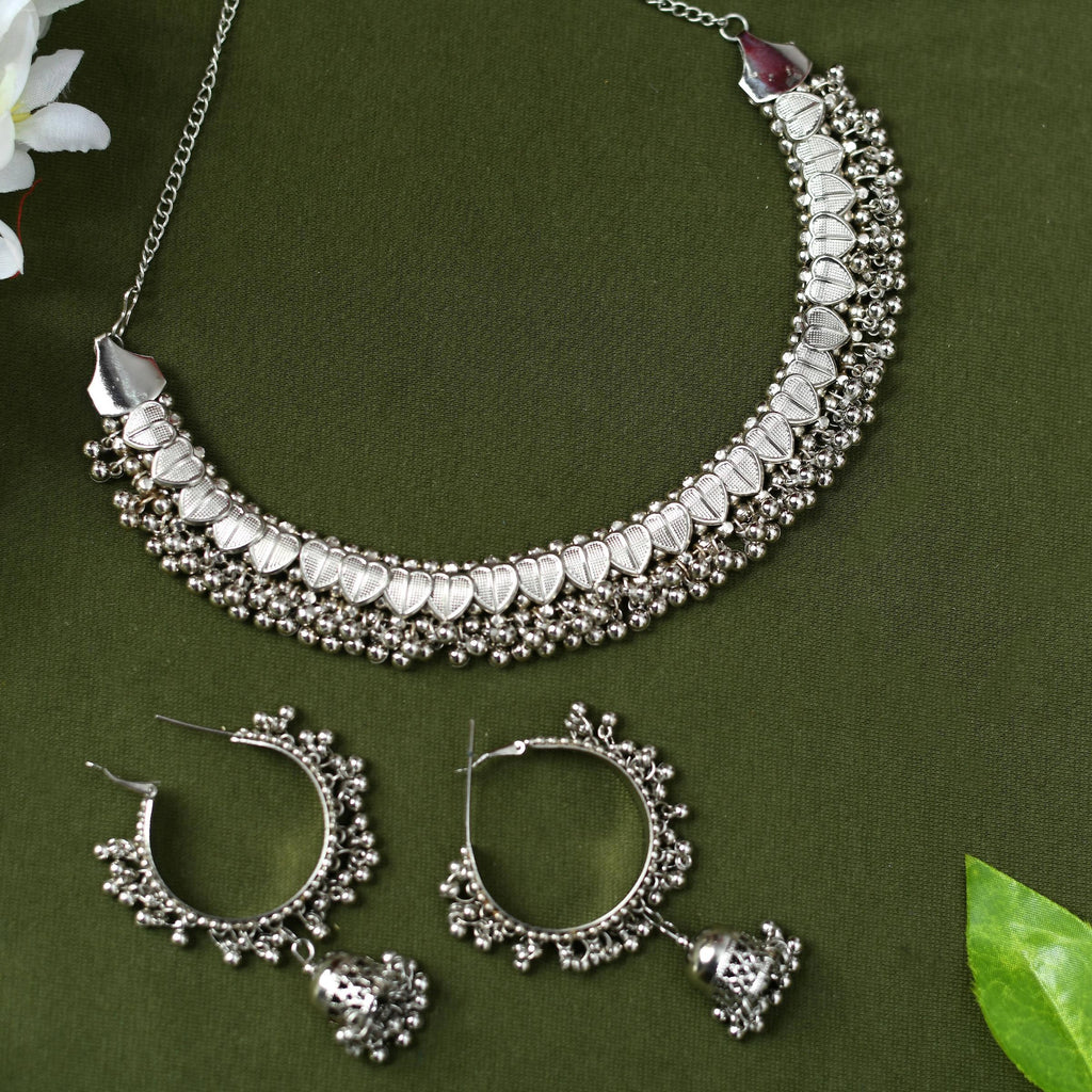 Oxidised silver-plated heart design choker necklace set for women