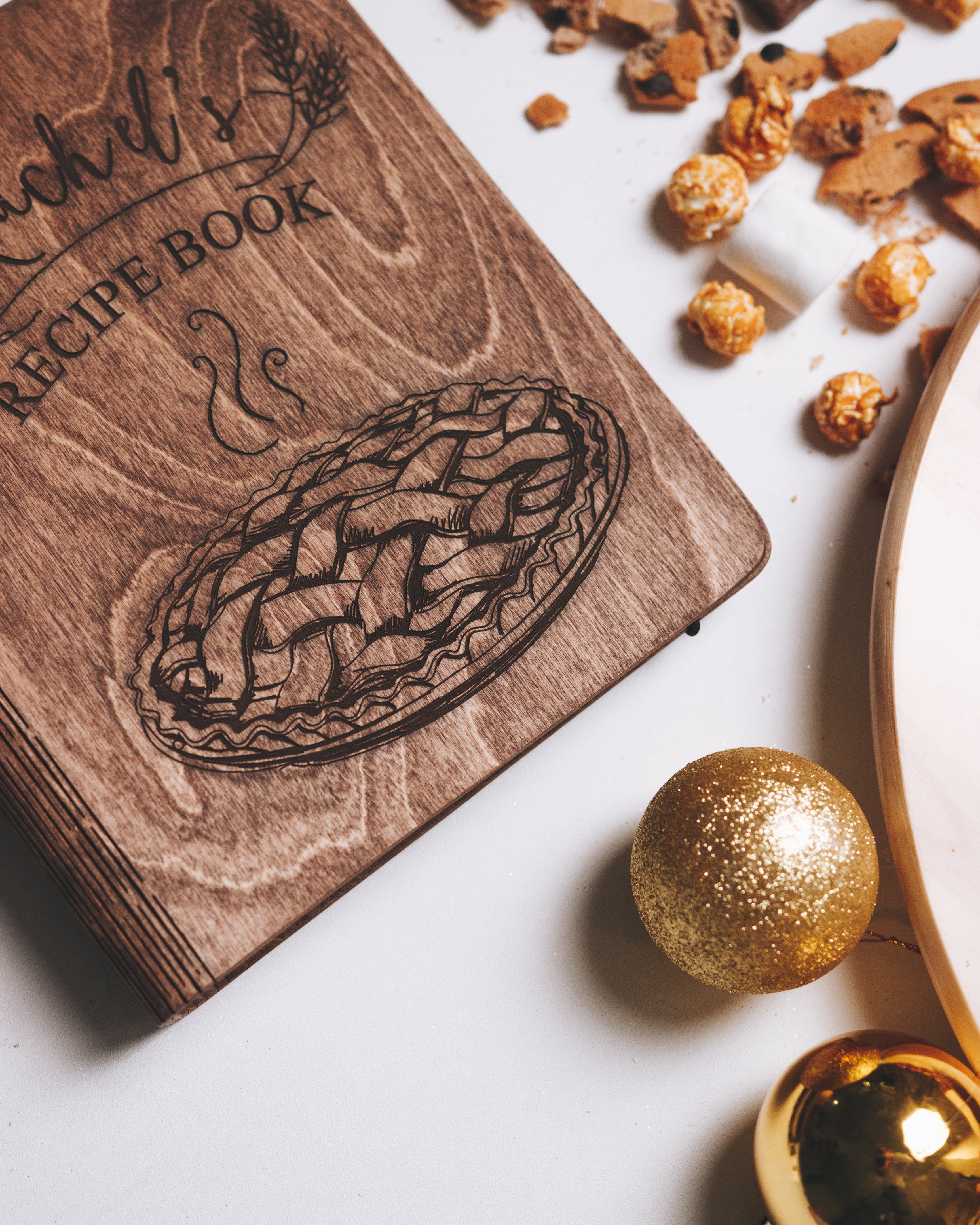 Wooden Recipe Book for Pies & Tarts - Personalized Farmhouse Style