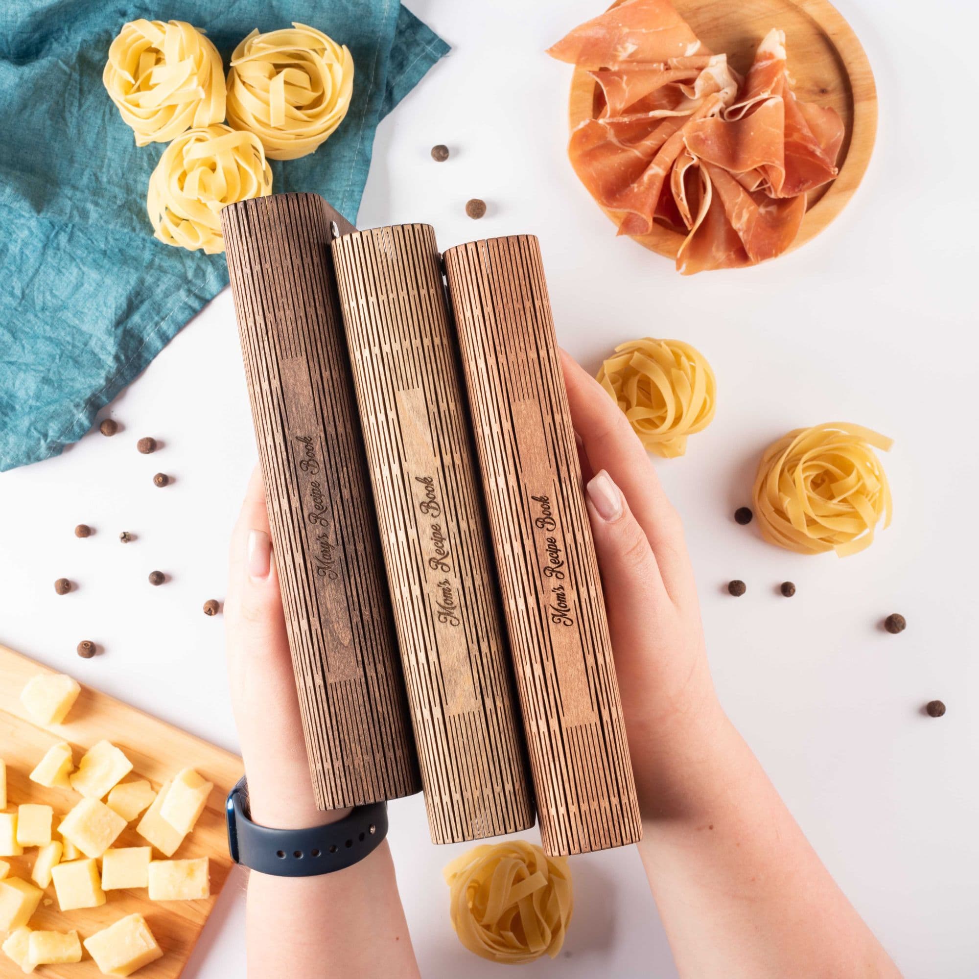 Wooden Recipe Book for Pies & Tarts - Personalized Farmhouse Style