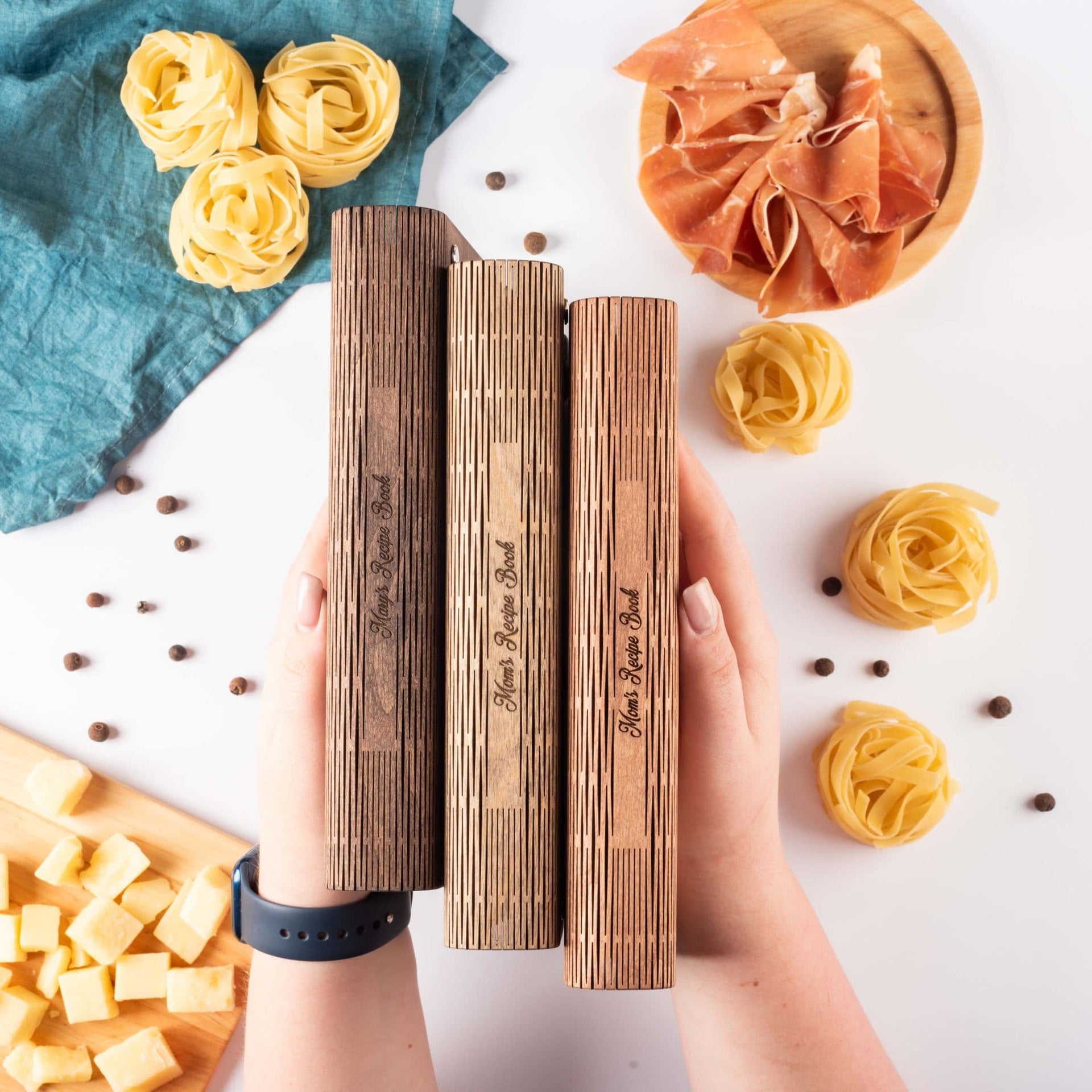 Tomatoes Theme Wooden Recipe Book - Kitchen Decor
