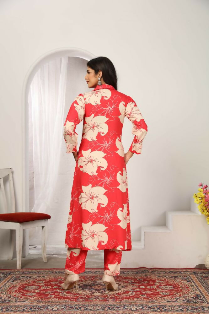 Women's Pink Rayon Floral Print Kurti and Pant Set with Side Pockets