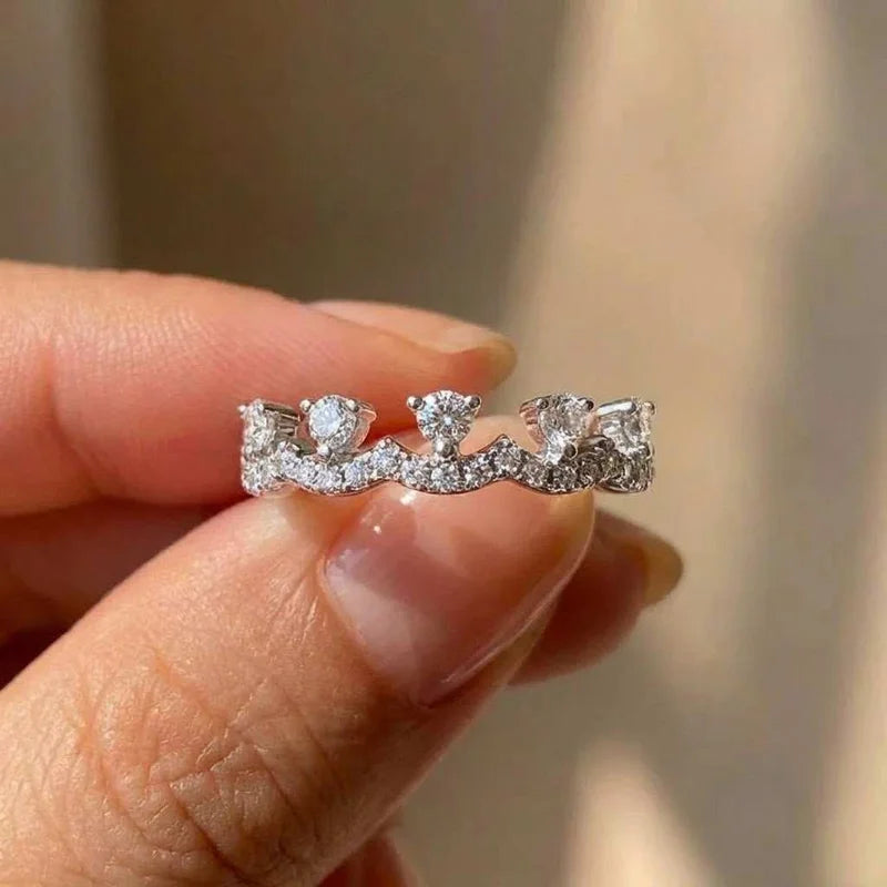 925 Sterling Silver Elegant Crown Zircon Ring for Women Stackable Accessory Party Anniversaries Wedding Jewelry Gift