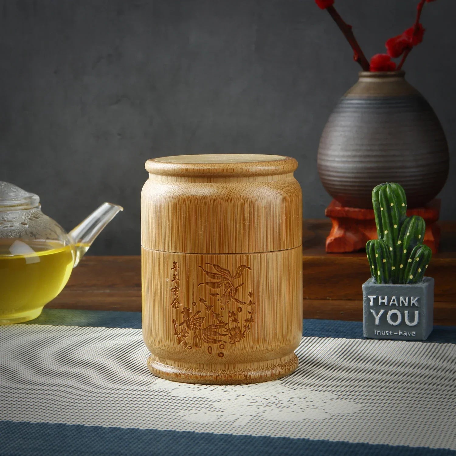 Handmade Bamboo Tea Storage Box Carved Tea Canister Lid Seal Kitchen Storage Jars Accessories Spice Box Case Organizer