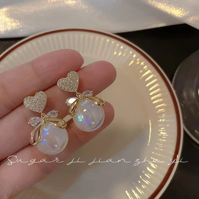 Korean Vintage Imitate Pearl Crystal Earrings for Women Jewelry High-class Luxury Zircon Flower Butterfly Leaf Stud Earrings