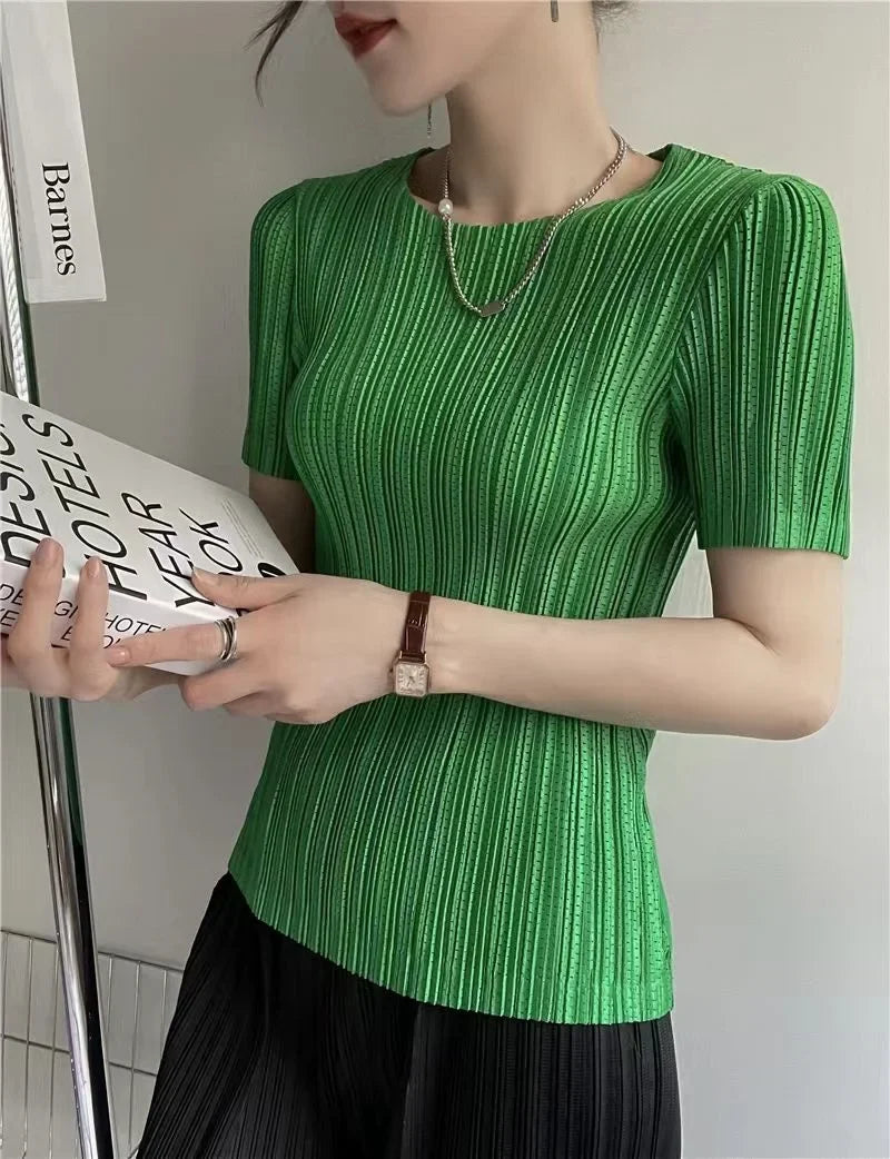 Women's Pleated Short Sleeve Blouse – O-Neck Loose Fit Casual Top for Spring & Summer