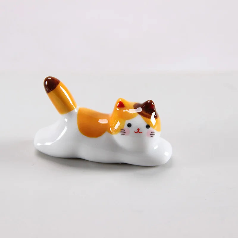 Japanese Style Underglaze Ceramic Cute Cat Chopstick Holder Tableware Restaurant Simple Oval Spoon Bracket Utensil for Kitchen
