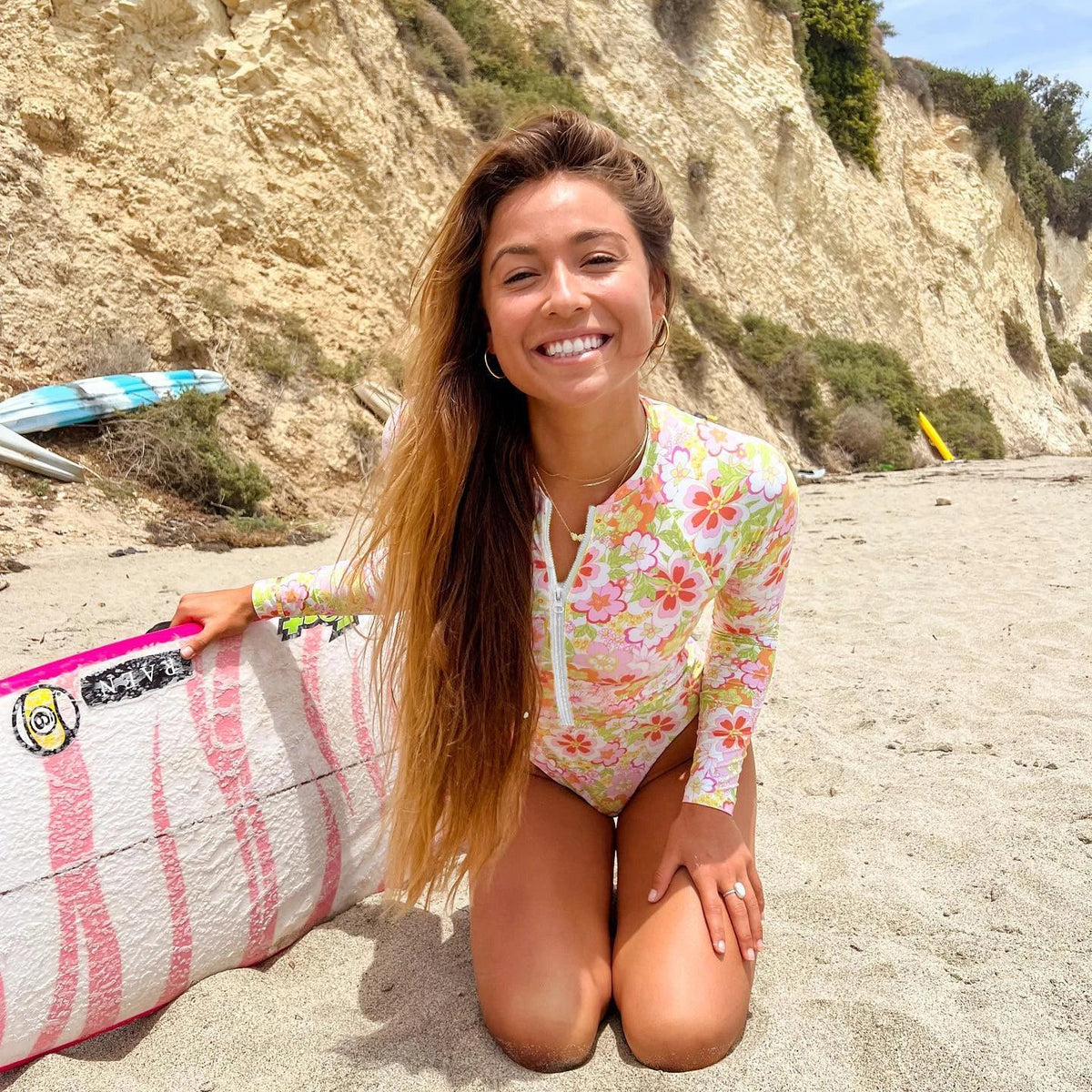 Women's Long Sleeve One Piece Swimsuit Colorblock Surf Suit - Image 4