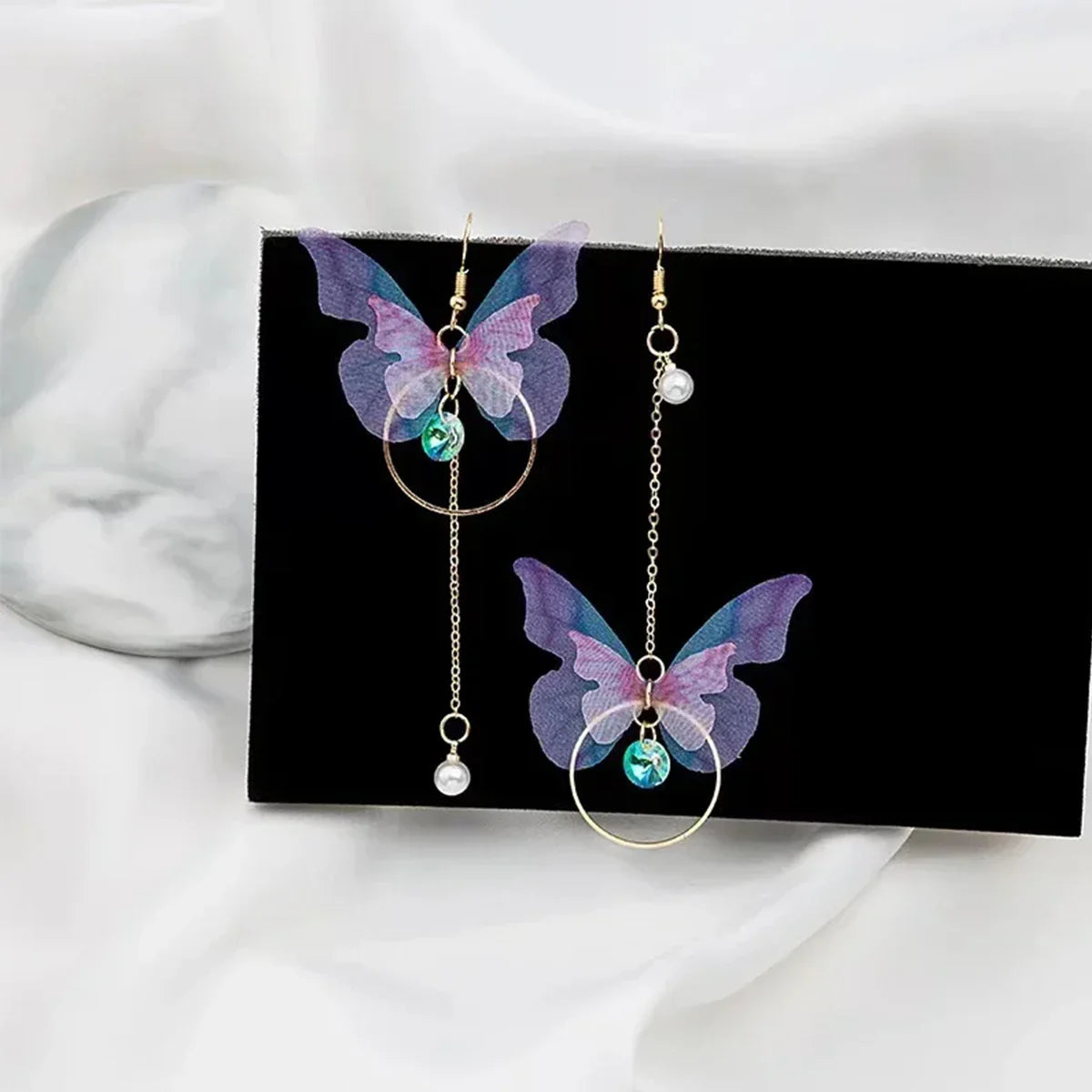 Elegant Purple Glass Butterfly Long Tassel Earrings for Women Delicate Rhinestone Crystal Insect Earrings Luxury Party Jewelry