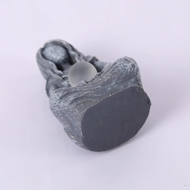 Zen-Inspired Moon Goddess Statue Imitation Stone Resin Ornament - Image 5
