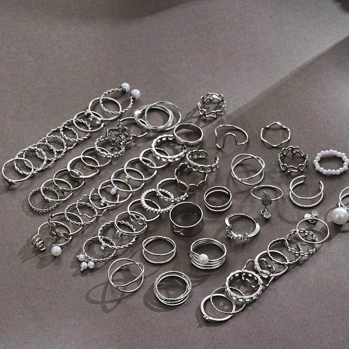 64 Pcs Silver Color Geometric Knuckle Rings Set For Women Heart Cross Leaf Pearl Charm Finger Ring Female Boho Party Jewelry