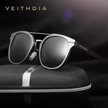 Round retro steampunk sunglasses with metal frames and polarized lenses