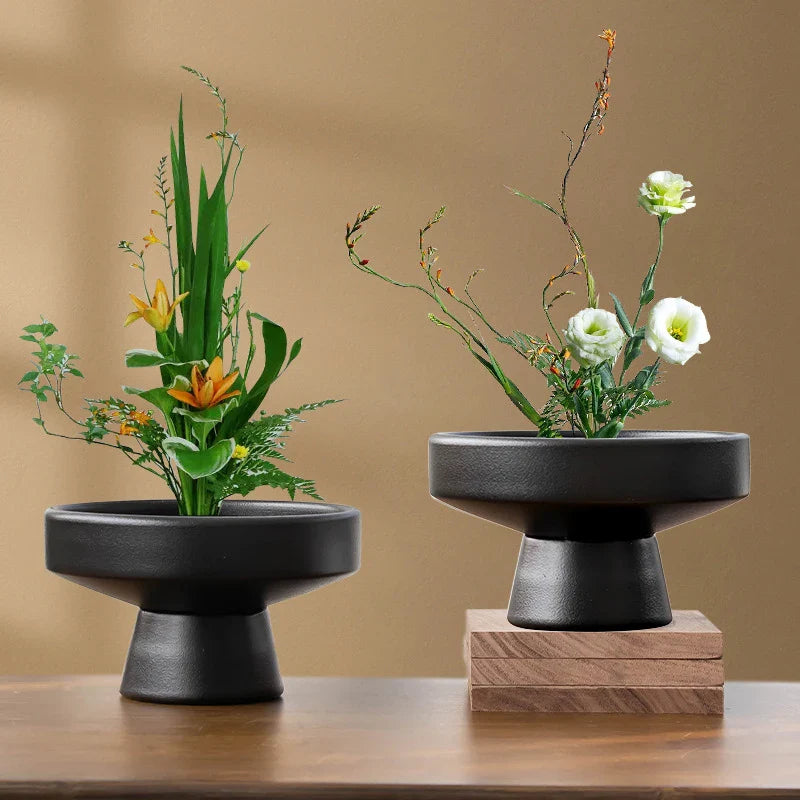 Retro Ceramic Vase Black Plant Vase FlowerPot Ornament Tabletop Plants Home Bonsai Decor Tabletop Floral Accessories