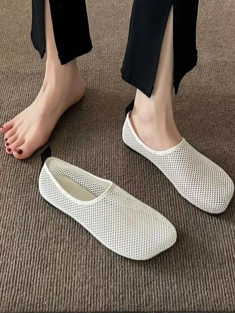Women's Casual Mesh Slip-On Sandals in Black and White - Image 8