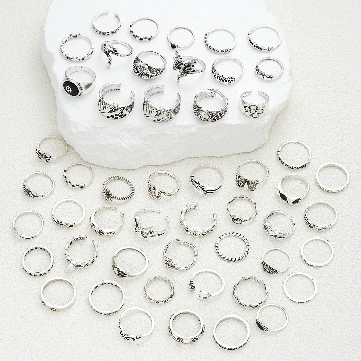 51pcs Gothic Punk Ring Set For Women Men Fashion Butterfly Heart Snake Design Match Ring Daily Wear Halloween Jewelry Gifts New