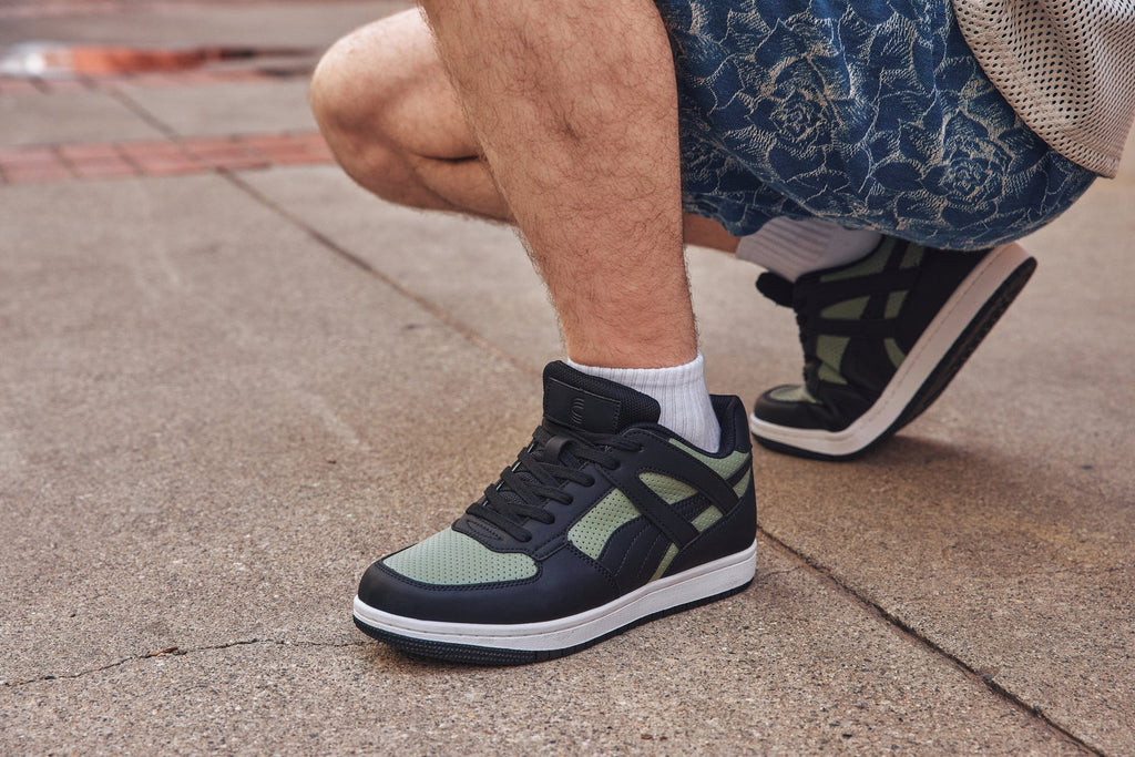 CALTO - S2533 - 2.2 Inches Taller (Black/Green) - Contemporary Casual Sneaker