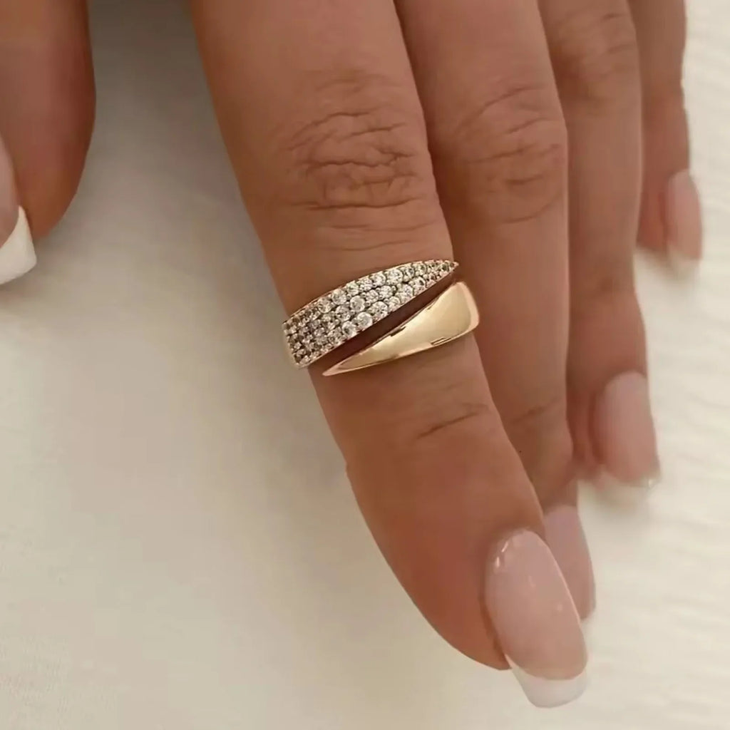 18 K Gold Plated Sun Rings for Women Natural Stone Inlaid in Hollow Metal Texture Ring Trendy Jewelry