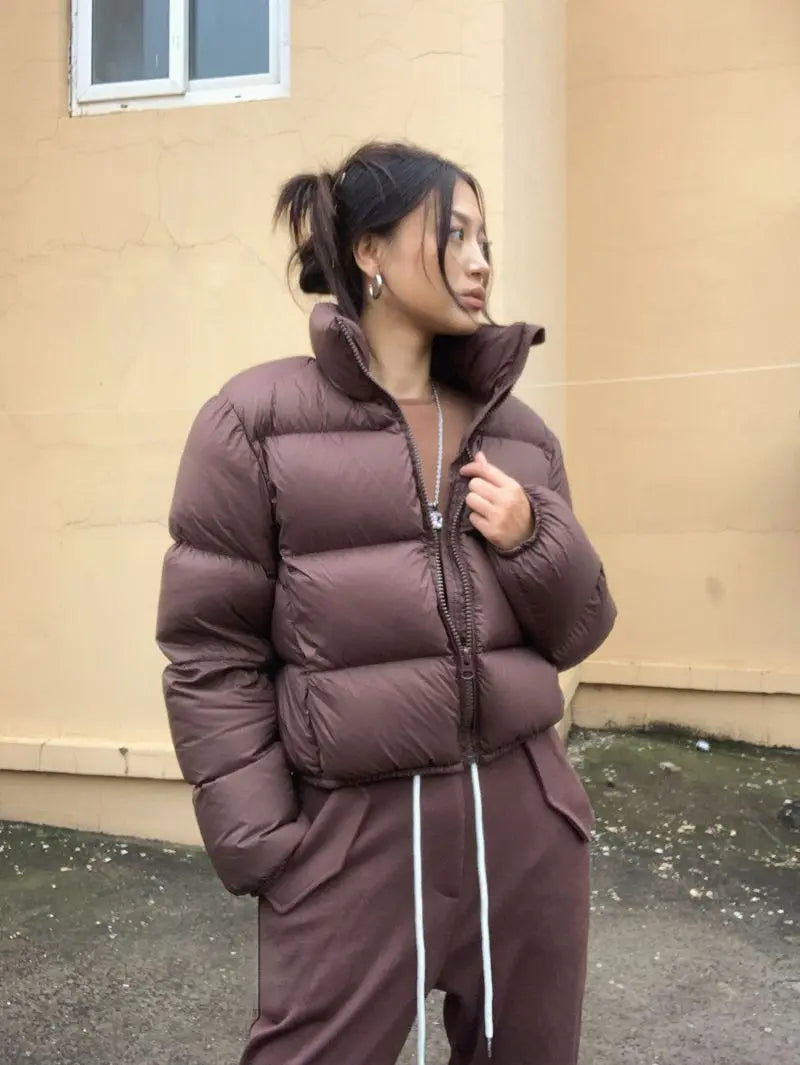 Women's Winter Cropped Puffer Jacket – Warm Padded Zip-Up Coat for Cold Weather