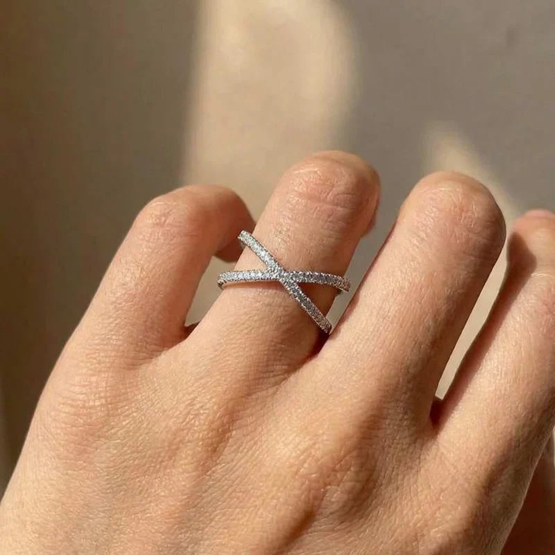 925 Sterling Silver Luxury Cross X Shape Women Engagement Ring Full Paved CZ Stone Elegant Simple Female Jewelry Ring Hot Sale