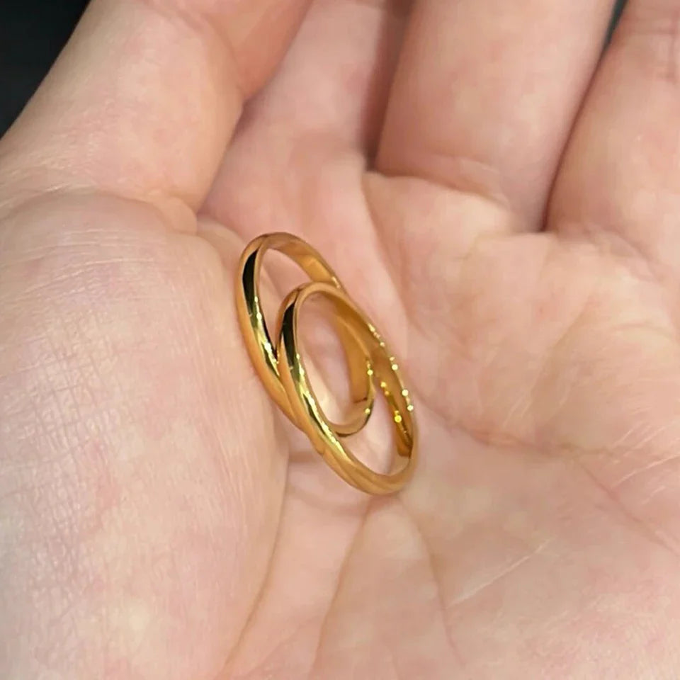 Stainless Steel Rings Gold Color/Silver ColorAnti-allergy Smooth Simple Wedding Couples Rings Bijouterie