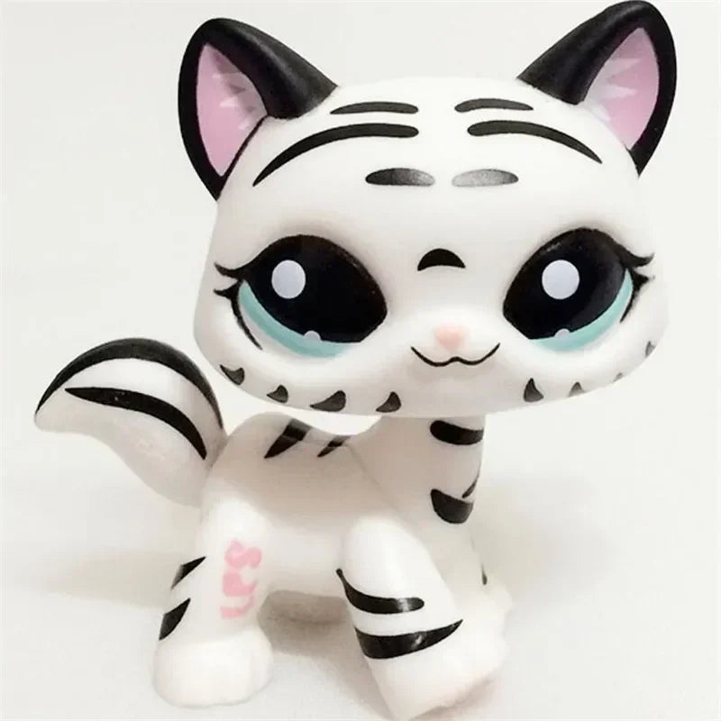 Mini Pet Shop Animal Figures Playset – Collectible Plastic Puppy & Kitty Toys