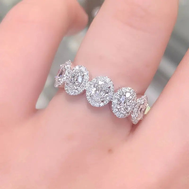 925 Sterling Silve Chic Female Rings Luxury Paved Oval Cubic Zirconia Sweet Women Finger Accessories for Party Fashion Jewelry