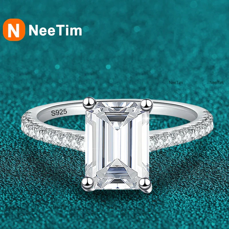 NeeTim 1CT 2CT Emerald Radiant Cut Moissanite Ring for Women Engagement Wedding Lab Diamond Sterling Silver 925 Rings Jewelry