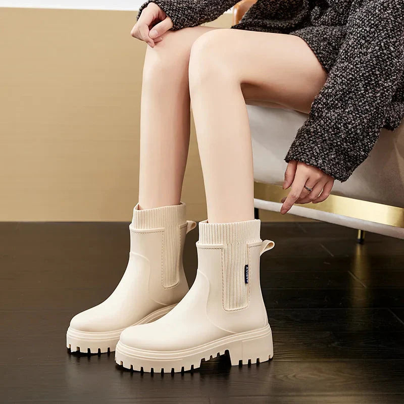 Women's Waterproof Mid-Tube Rain Boots with Non-Slip Lug Sole - Image 4