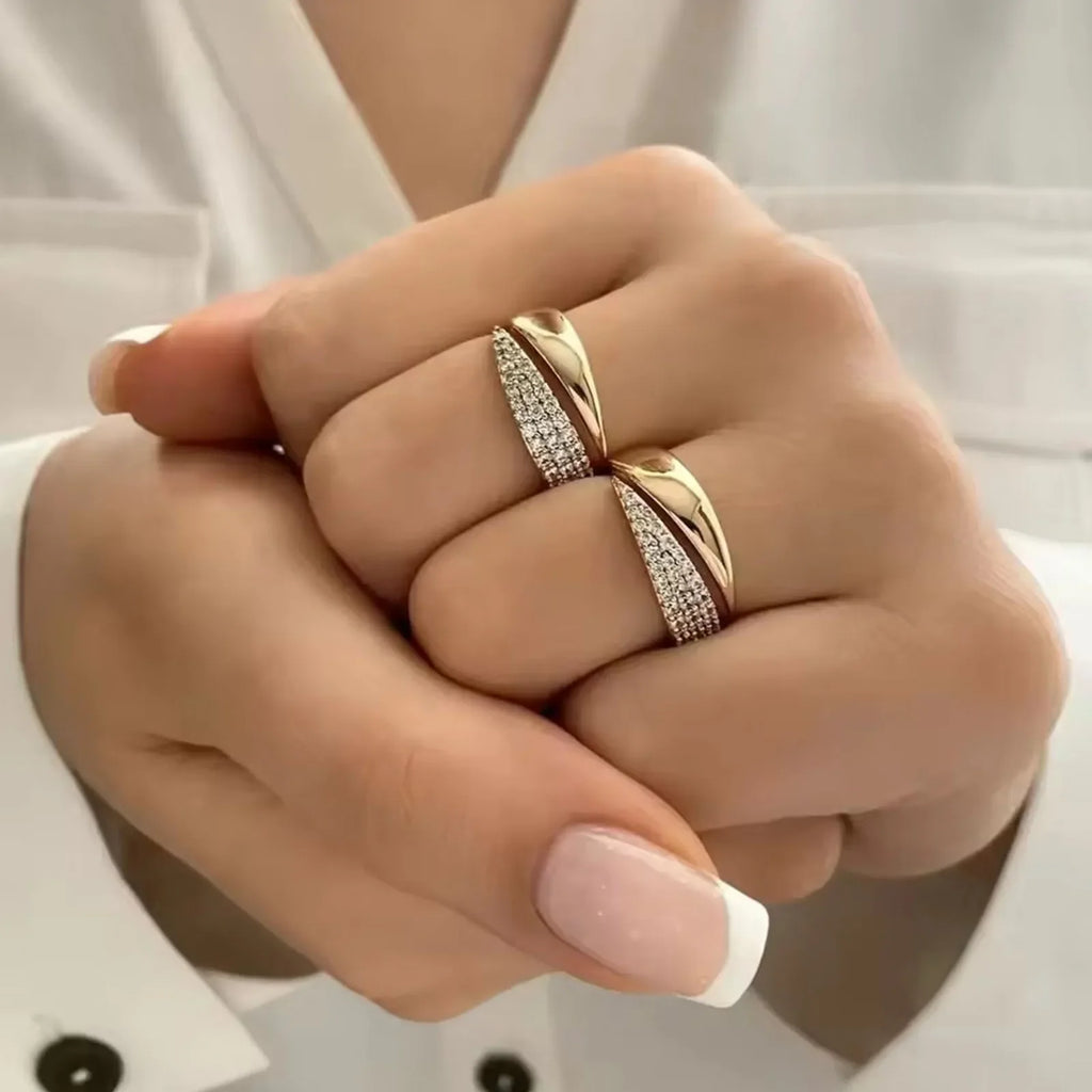 18 K Gold Plated Sun Rings for Women Natural Stone Inlaid in Hollow Metal Texture Ring Trendy Jewelry