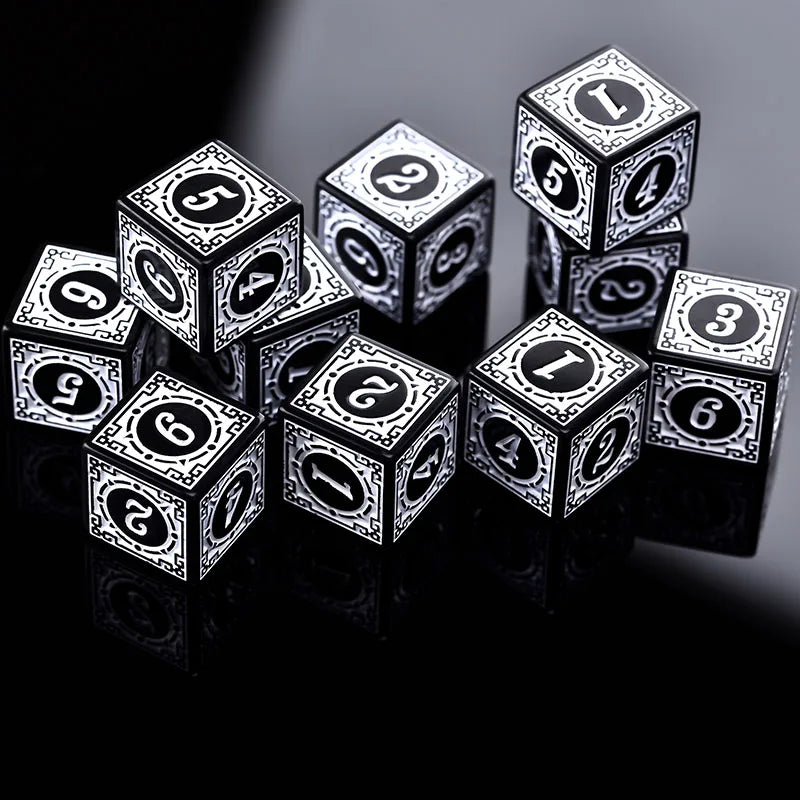 10PCS/Set Acrylic Dice Set D6 Carved Pattern Polyhedron Dice 6-sides Game Dice for RPG Dungeons and Dragons Board Game