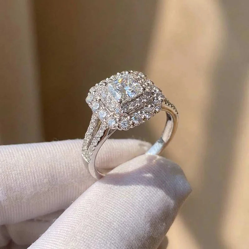 925 Sterling Silve Fashion Square Flashing Ring Geometric Luxury Inlaid AAA Cubic Zirconia Wedding Accessories Women Jewelry