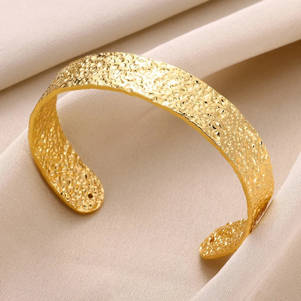 Classic Wrinkle Texture Openning Bangle Bracelet For Women Exquisite Cuff Bracelet Gold Color Stainless Steel Hand Ornament Gift