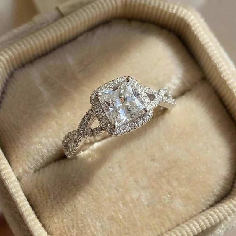925 Sterling Silver Temperament Women's Rings for  Women Newly Designed Female Accessories Engagement Party Zirconia Jewelry