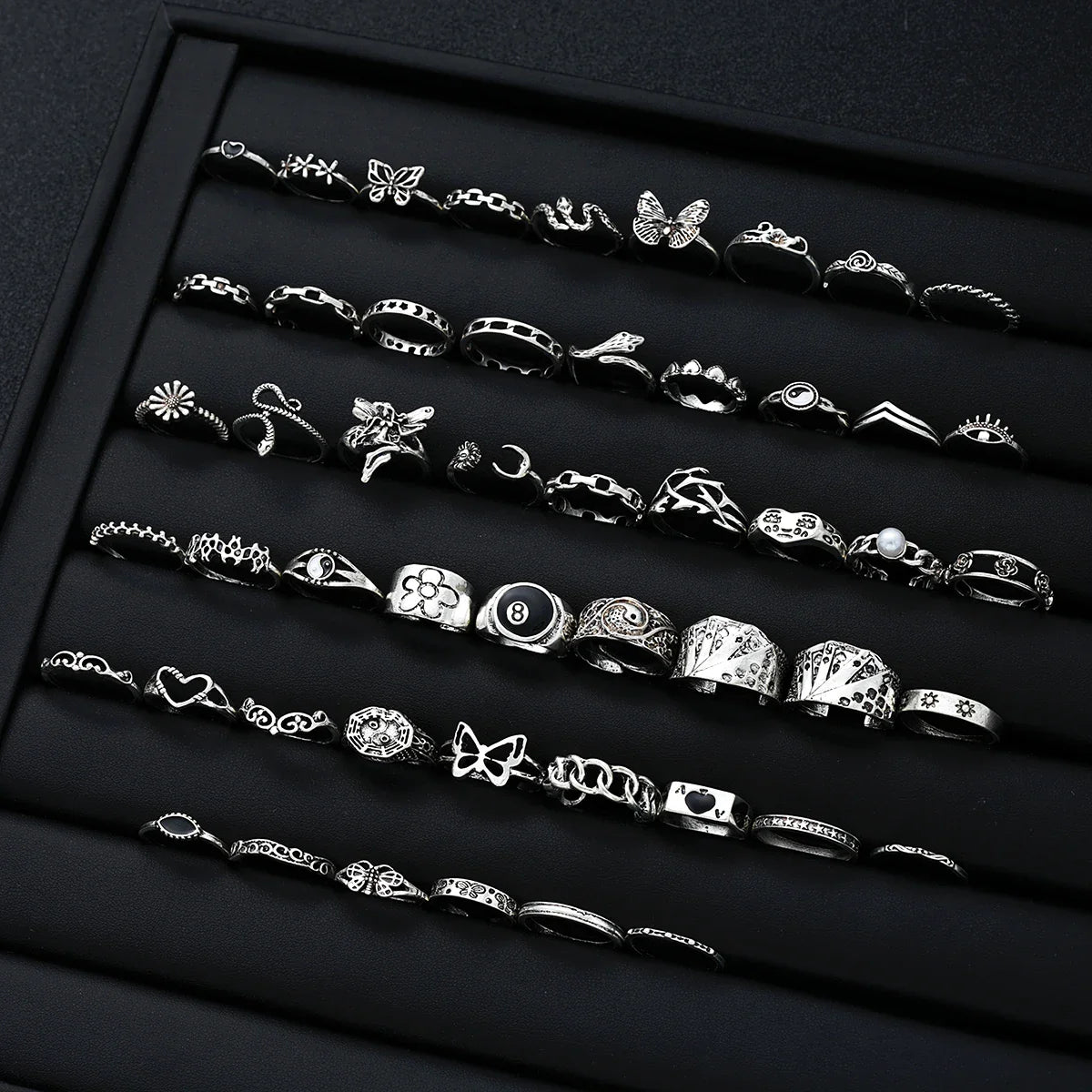 51pcs Gothic Punk Ring Set For Women Men Fashion Butterfly Heart Snake Design Match Ring Daily Wear Halloween Jewelry Gifts New