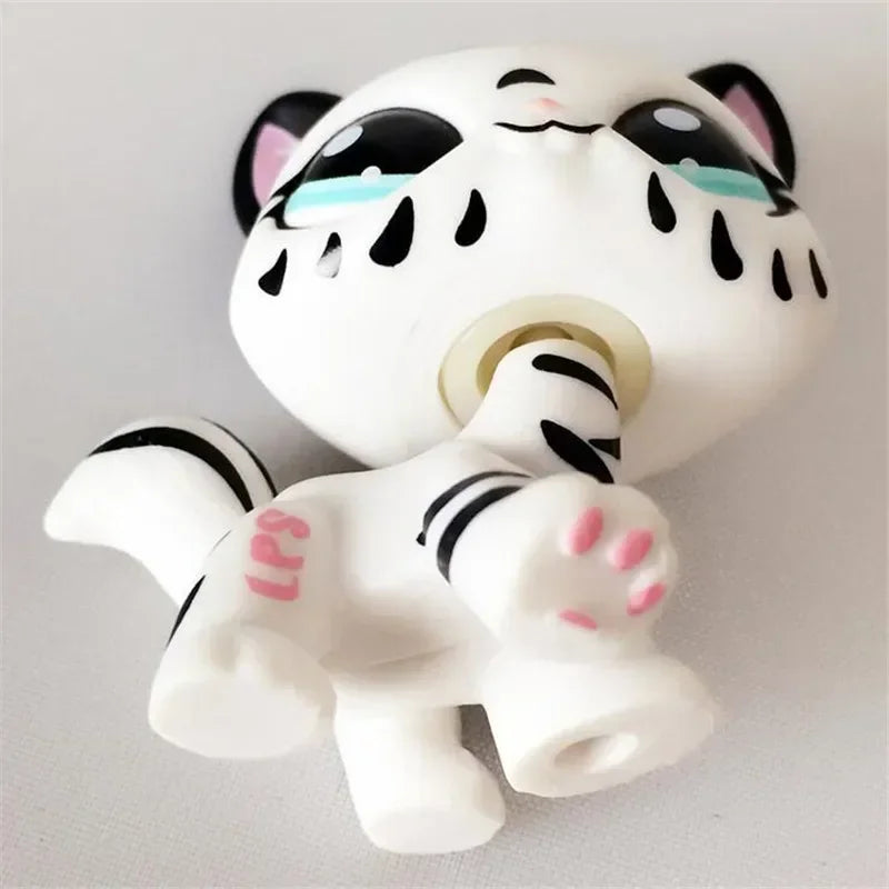 Mini Pet Shop Animal Figures Playset – Collectible Plastic Puppy & Kitty Toys