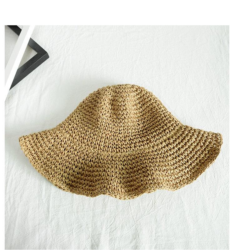 Trendy Women’s Wide Brim Straw Bucket Hat for Summer Travel