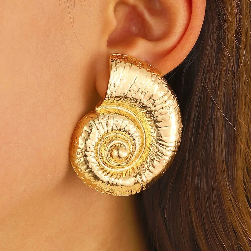 Fashionable Summer Vacation Ocean Conch Ear Studs Necklace for Women Trendy Beach Party Exaggerated Bohemian Jewelry Earrings