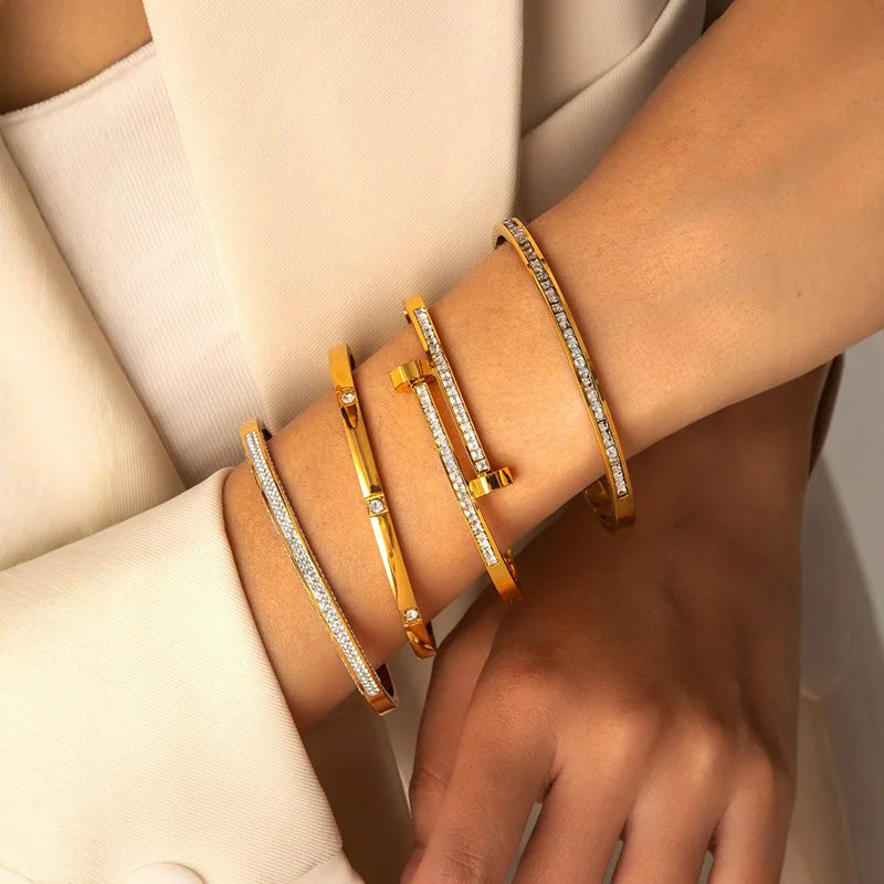 Fashionable Minimalist Nail Bracelet With Starry Sky Diamond Inlay Colorfast Versatile Stainless Steel Bracelet
