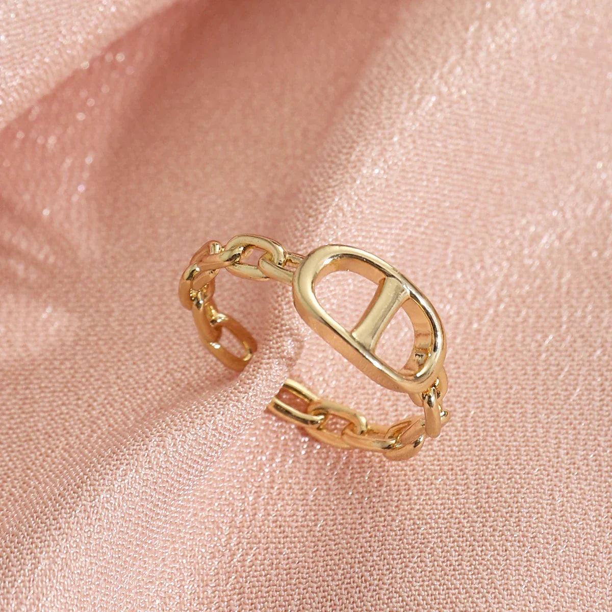 Fashionable Starry Full Drill Chain Pendant Ring for Women Versatile Luxury Design Ring Finger Accessory Copper Material